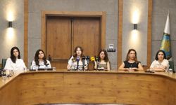 Diyarbakır'da nafaka hakkı ve kadın cinayetleri masaya yatırıldı