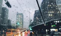 Meteoroloji uyardı: Batı kavruluyor, doğuda kuvvetli yağış ve rüzgar bekleniyor