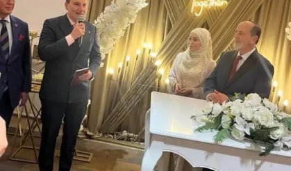 Çok eşliliği savunan Yeniden Refah Partili vekil 4. kez evlendi; şahitliğini Erbakan yaptı