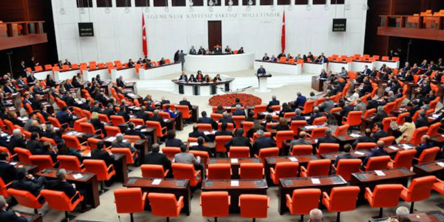 CHP ve İYİ Parti, anayasa değişikliği teklifine Genel Kurul’da "hayır" diyecek