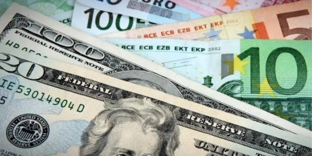 Vergi Artışları Doları Vurdu: Yeni Rekor Geldi