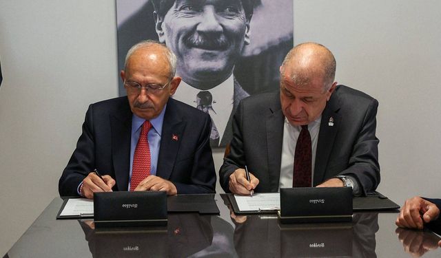 Ümit Özdağ, Kılıçdaroğlu ile seçim öncesi yaptığı gizli protokol sözleşmesini paylaştı