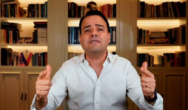 Özgür Demirtaş'tan hükümete 'banknot' çağrısı: Zaten mecbur yapacaksınız, neyi bekliyorsunuz?