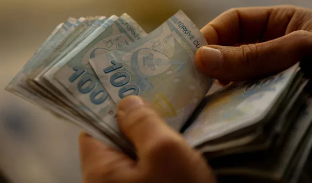 Emeklilere bayram ikramiyesi miktarı belli oldu