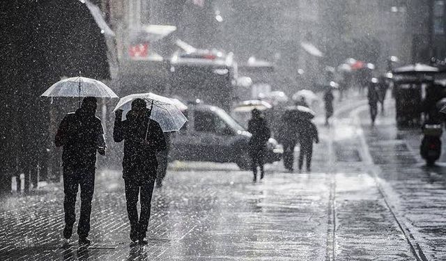 Meteoroloji bölge bölge uyardı: Gök gürültülü sağanak geliyor