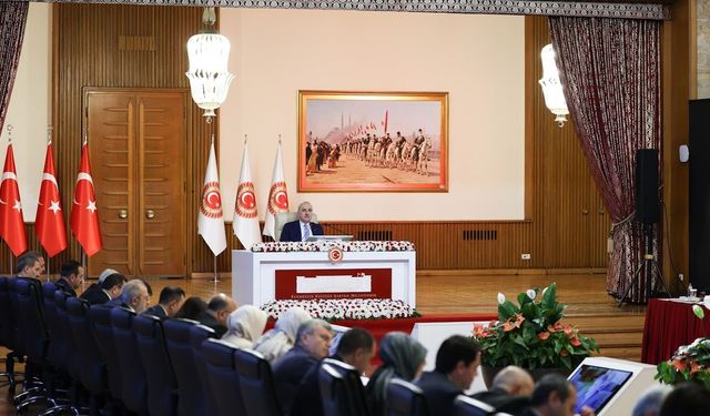 Komisyonun 13'üncü toplantısı başladı | TBMM Başkanı Kurtulmuş: Dinlemelerde sona geldik
