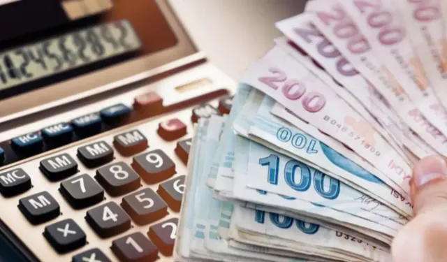 DİSK-AR: Yılın 11. ayında asgari ücretin enflasyon karşısındaki kaybı 6 bin 574 TL oldu