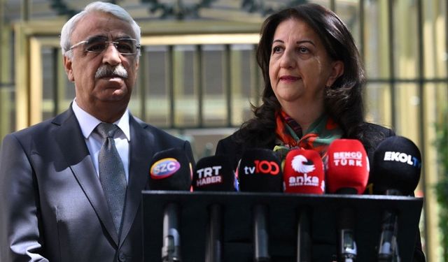 DEM Parti Heyeti İmralı'ya gitti