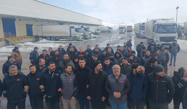 BİM depolarında mal kabul işçilerinden zam tepkisi