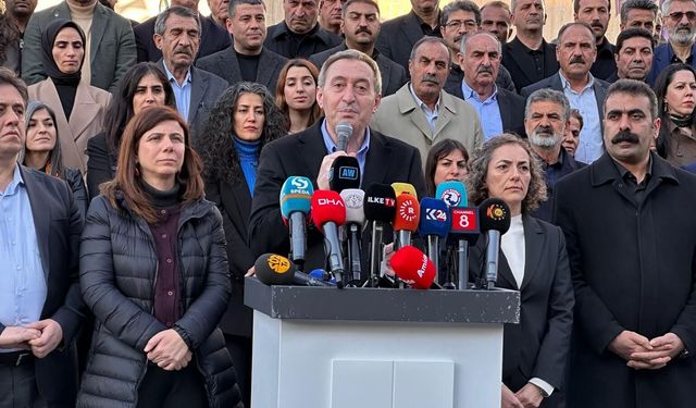 Bakırhan’dan çağrı: “Gasbedilen belediyeler iade edilsin”