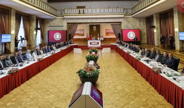 Çözüm Sürecü komisyonunda cezaevleri tahliyesi ve silahsızlanma projesi