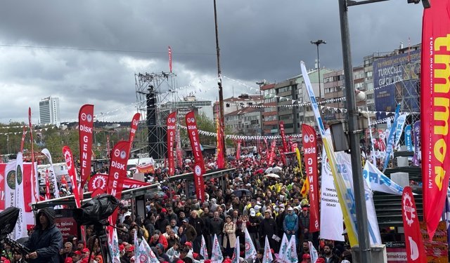 Kadıköy’de 1 Mayıs buluşması: Emek, adalet ve demokrasi çağrısı