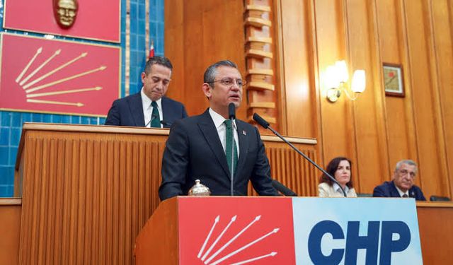 Özgür Özel’den Meclis’te birlik mesajı: "Teslim olmayacağız, mücadeleyi sürdüreceğiz"