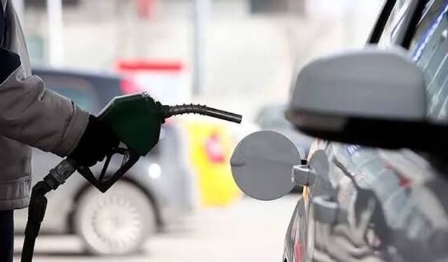 Benzine 1,23 TL zam: Yeni fiyatlar pompaya yansıdı