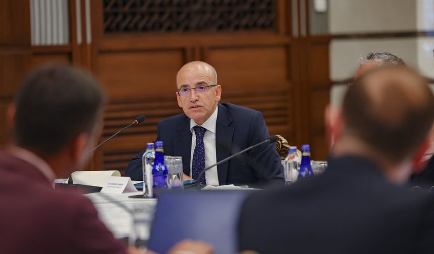 Ekonomi kurmayları ekonominin yeni yol haritasını açıkladı
