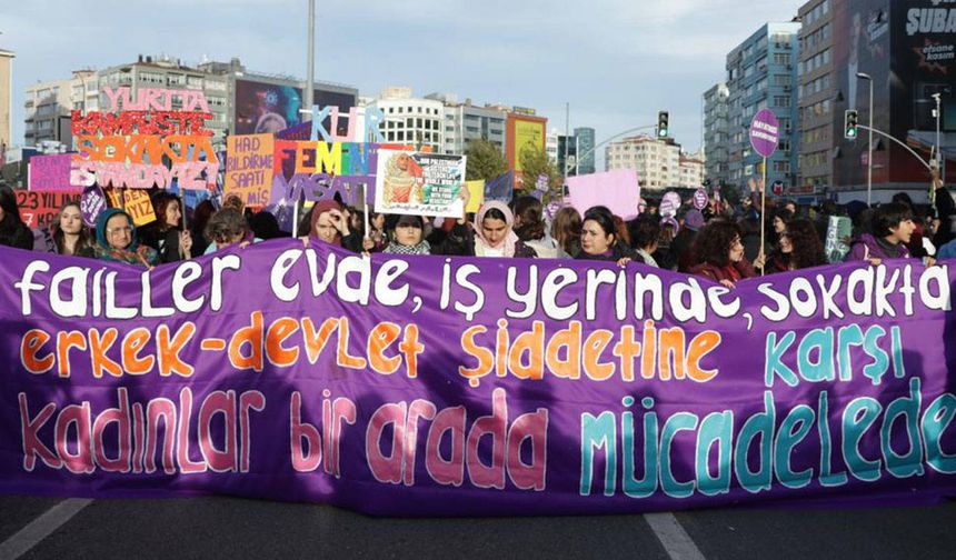 Kent kent 25 Kasım eylemleri; İstanbul’da kadınlara polis müdahalesi