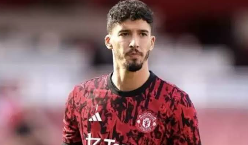 Manchester United'dan Altay Bayındır paylaşımı: 'Vakit geldi'