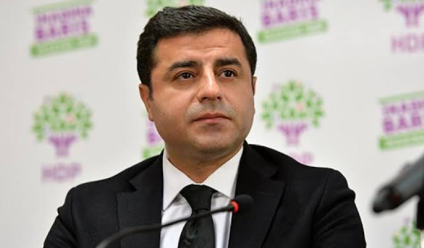 Selahattin Demirtaş'tan 'İstanbul' mesajı