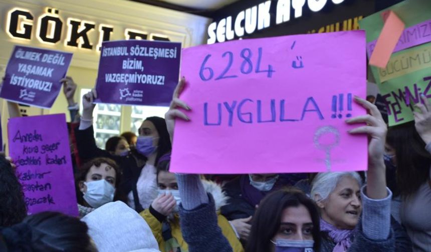 2024'ün ilk 7 ayında 145 bin 885 kadın, Şiddetle Mücadele Hattı'na başvuru yaptı