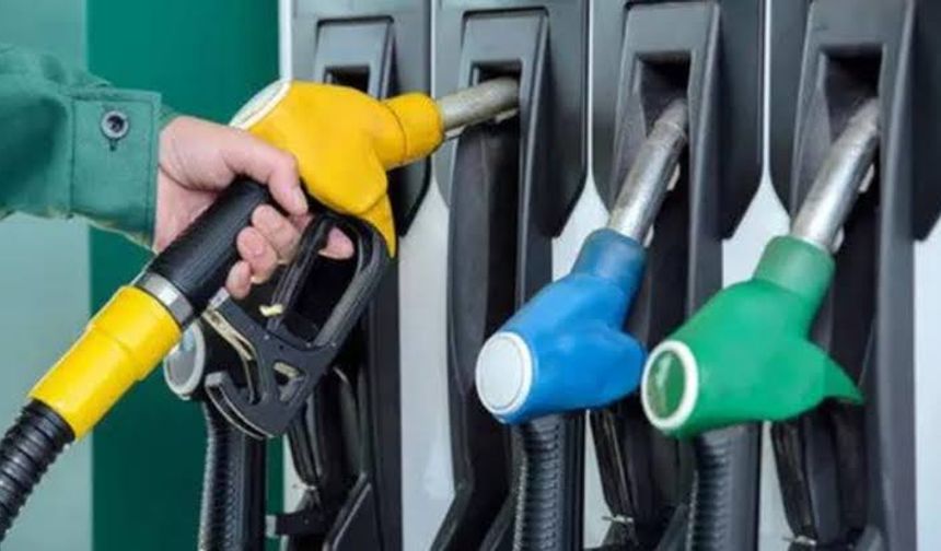 Benzine bu gece zam geliyor: İşte yeni tarife