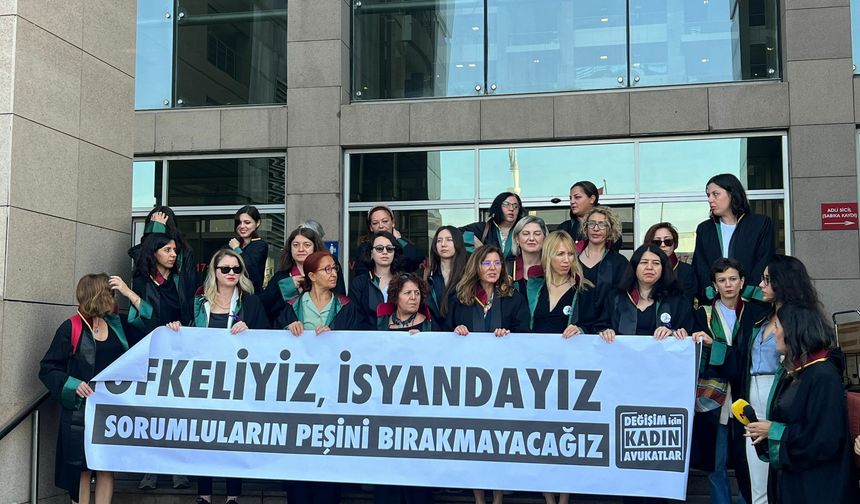 Kadın avukatlardan kadın cinayetlerine protesto