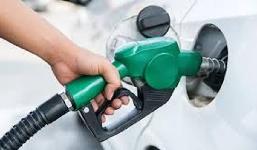 Benzine büyük zam!