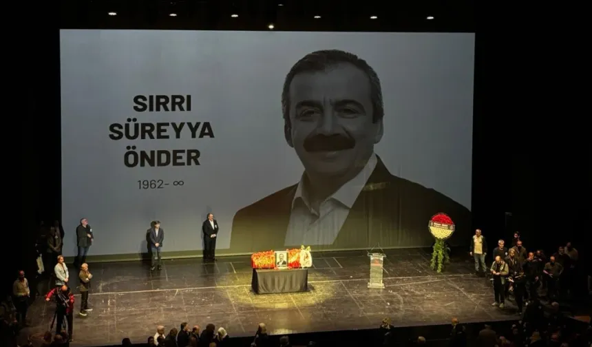 Sırrı Süreyya Önder bugün son yolculuğuna uğurlanıyor