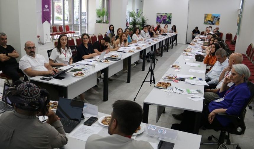 Çocuk çalıştayı: Anadil toplumun temelidir