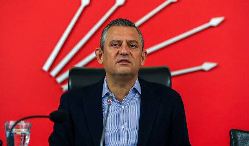 Özgür Özel'den 'olağanüstü kurultay' açıklaması: Bu tamamen teknik ve hukuki bir hamle
