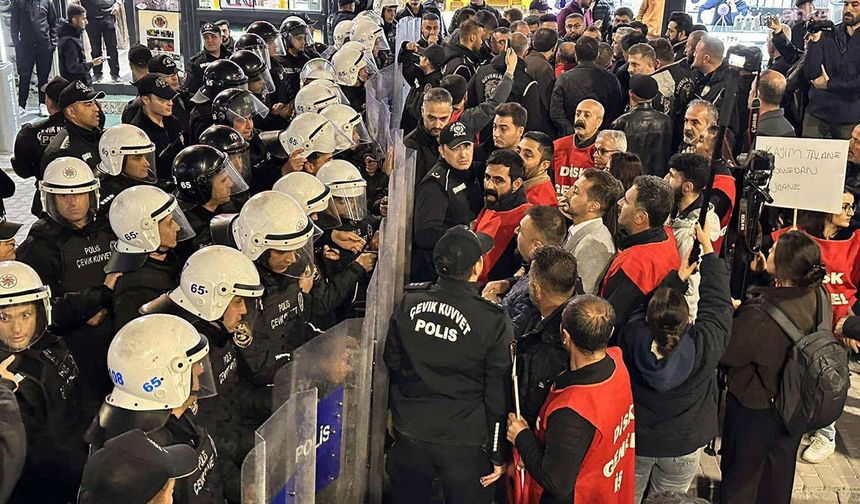Van'da işten çıkarılan belediye işçileri 100. günde: Ya kazanacağız ya kazanacağız