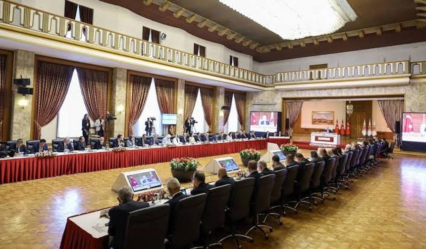 Mecliste bu hafta: Süreç komisyonu ortak rapor çalışmalarını sürdürüyor