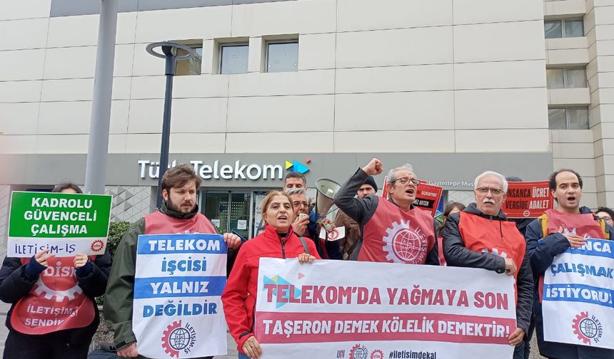 Türk Telekom önünde İletişim-İş’ten taşeronlaştırma tepkisi