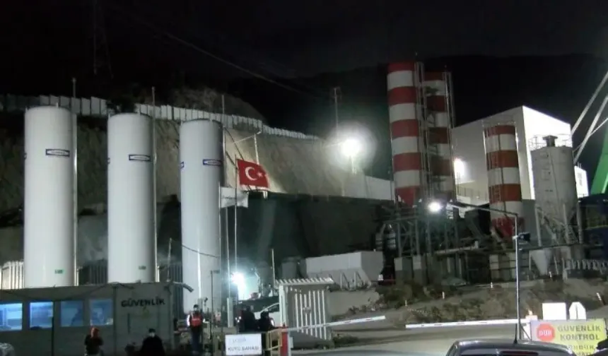 Polyak’ta madenciler üretimi durdurdu