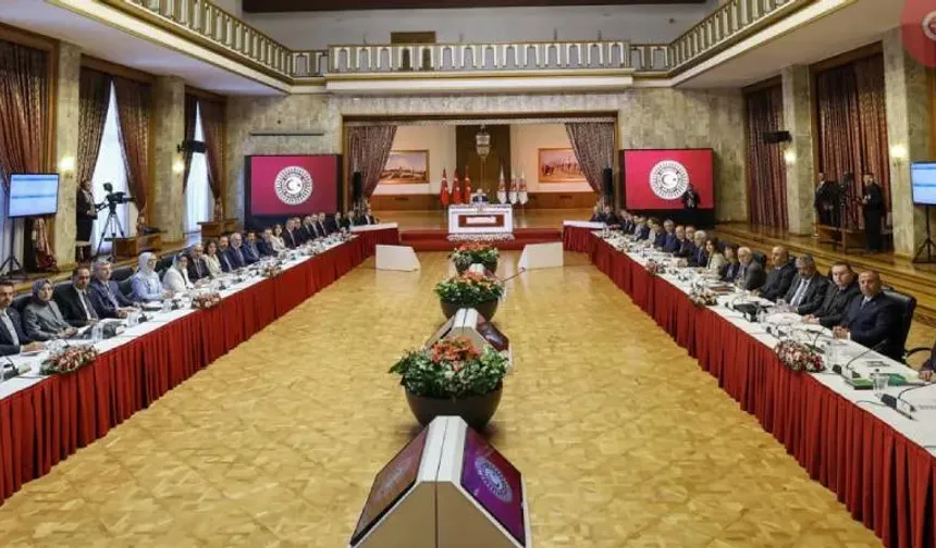 Çözüm Sürecü komisyonunda cezaevleri tahliyesi ve silahsızlanma projesi