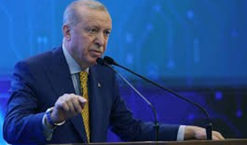 Erdoğan: Sosyal medyaya kapsamlı düzenleme geliyor