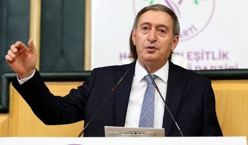 Tuncer Bakırhan: “Çocuklar için ortak masa kurulsun, Bakan Tekin istifa etsin”