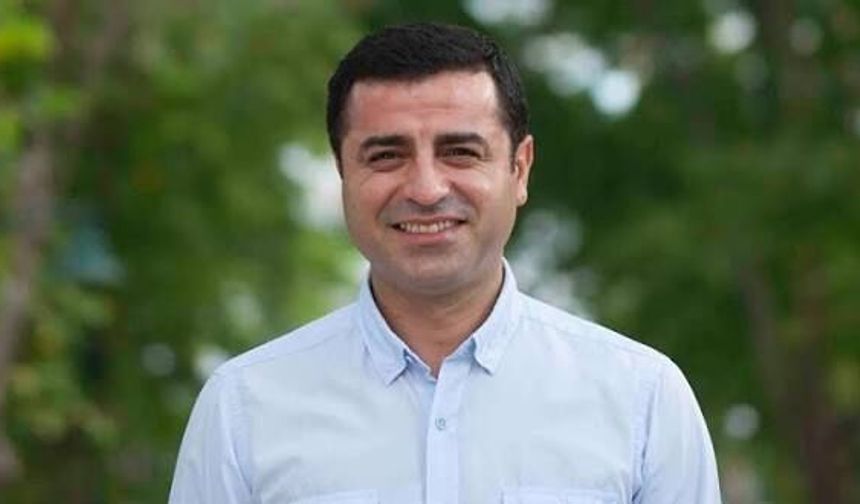 Demirtaş’tan duygulandıran mektup: Hem onurlandım hem mahcup oldum