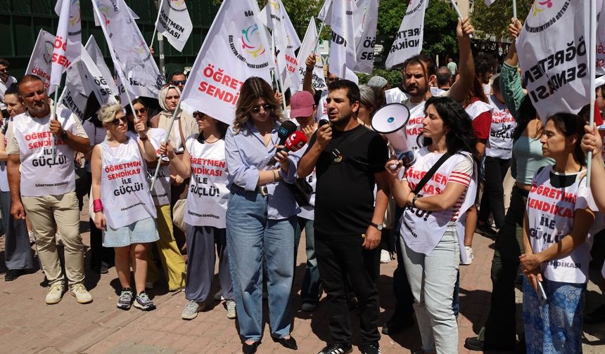 Mülakat mağduru öğretmenlerden iktidara çağrı: "Taleplerimiz temel haktır"
