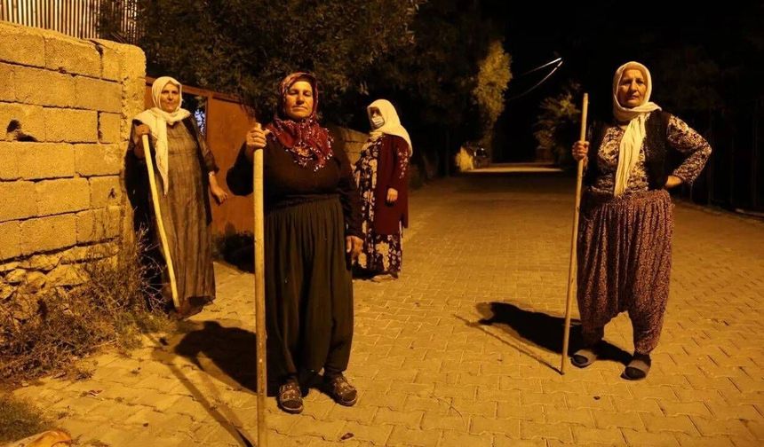 Van'da uyuşturucuya karşı mahalle nöbeti: Kadınlar da gece devriyesine katıldı