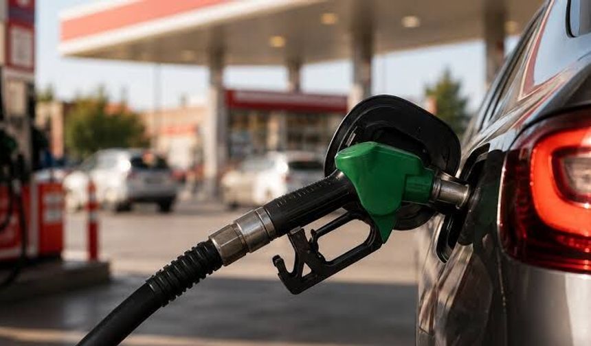 Akaryakıtta büyük zam beklentisi: Motorin 90 liraya dayanacak