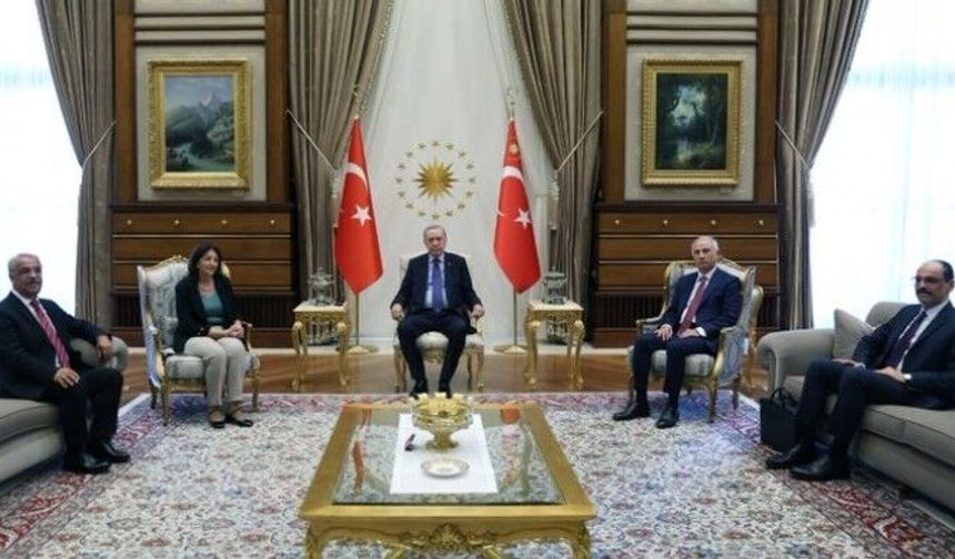 İmralı Heyeti Erdoğan ile görüştü: Görüşme 1 saat 40 dakika sürdü