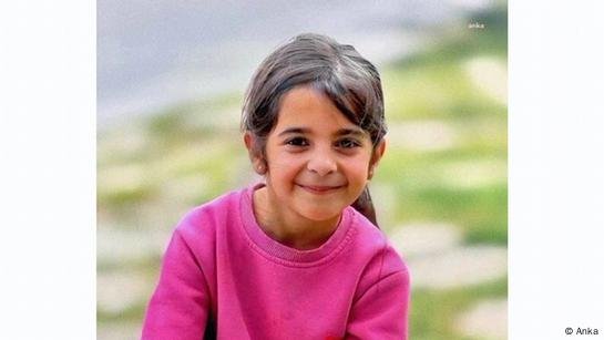DEM Parti’li Çelenk’ten: Narin Güran dosyasında ciddi soru işaretleri var