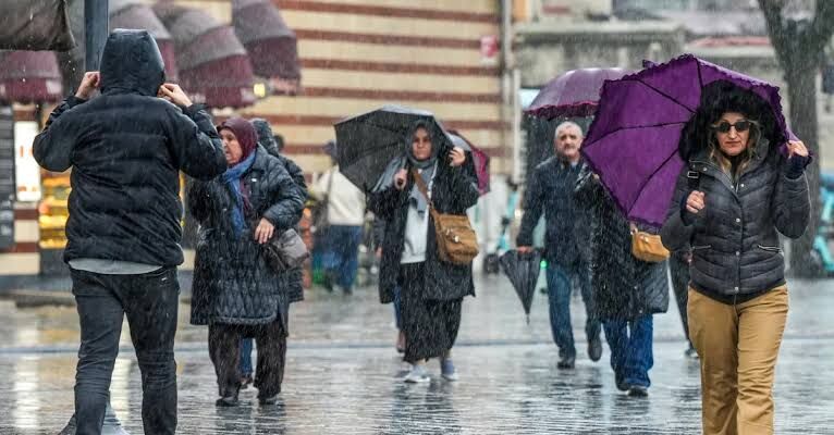 Meteoroloji’den sağanak ve fırtına uyarısı: 11 il risk altında