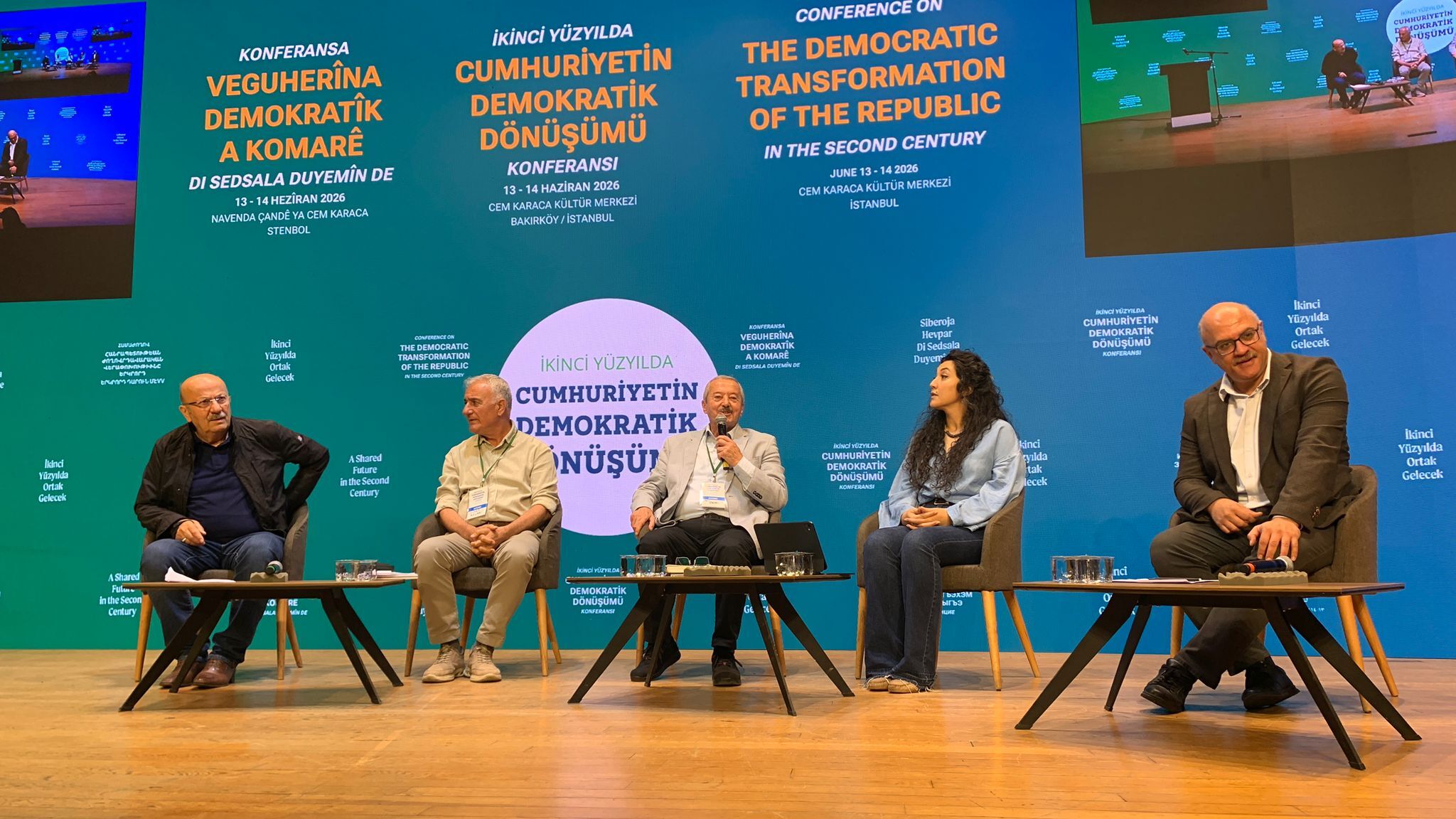 Demokratik dönüşüm konferansı ikinci gününde: Gündemde barış ve demokrasi var