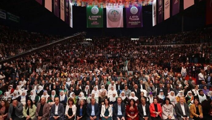 DEM Parti kongre sürecini başlattı: Yeni dönem hazırlıkları başladı