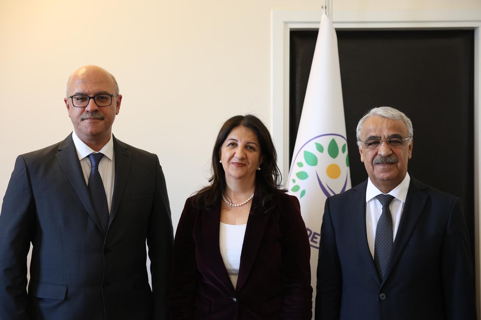 DEM Parti İmralı Heyeti, Abdullah Öcalan ile görüştü
