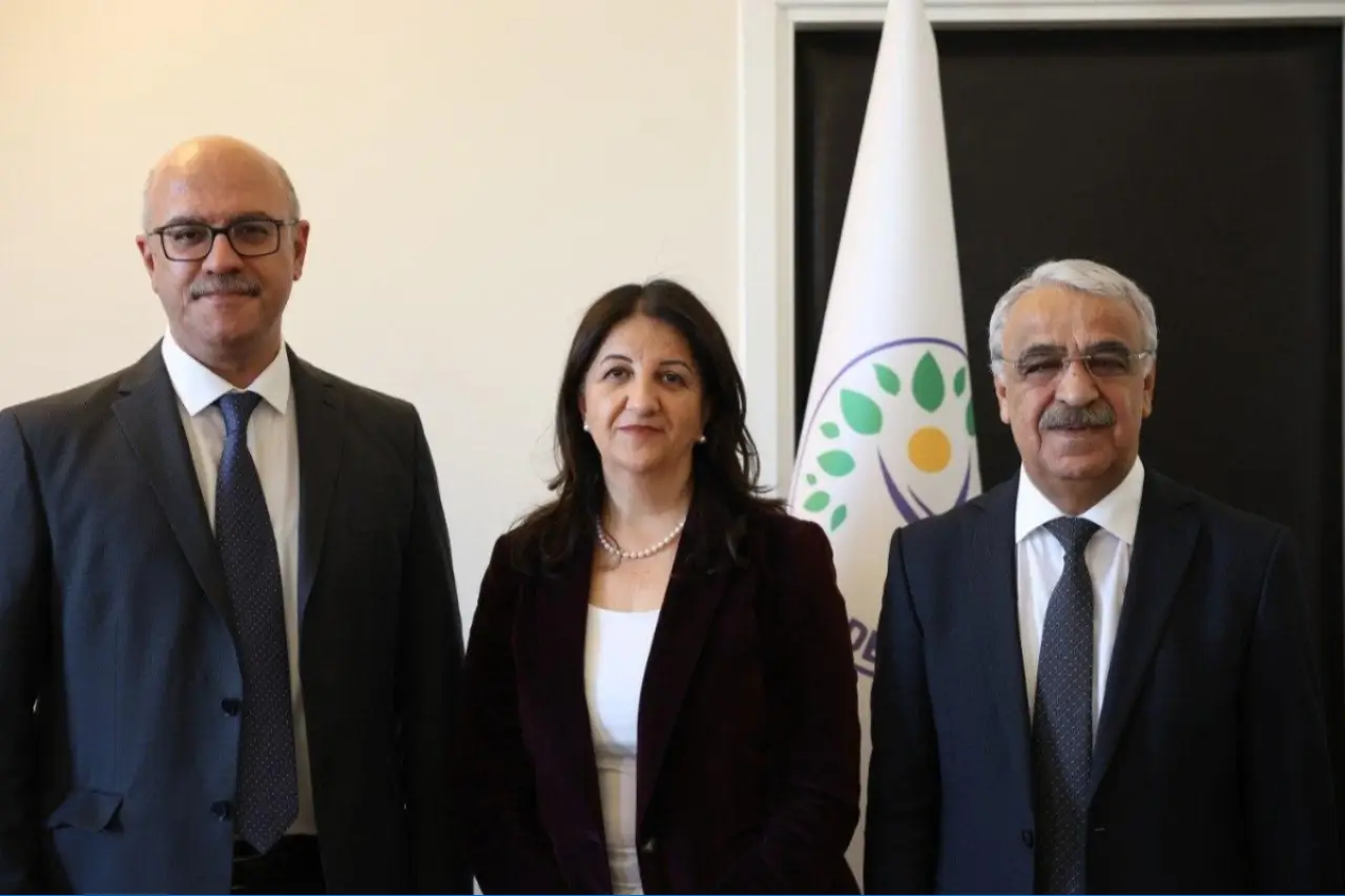 İmralı Heyeti, Öcalan'la görüşmenin ardından açıklama yaptı